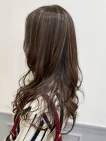 ミーティア バイ クアトロ(Meteor By QUATRO) 外国人風ハイライトベージュ★