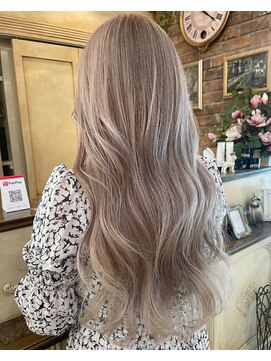 クラルス バイ アルティナ 溝の口店(Clarus by artina) ヘルシーブロンド×くすみカラー×ハイトーンカラー×こなれヘア