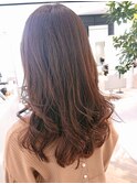 2021人気髪型 外巻き コテ巻き風パーマ