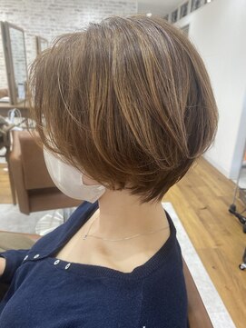 アフロートナガノ(AFLOAT NAGANO) 大人綺麗なショートスタイル