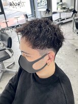 メンズヘアトーキョー 原宿(MEN'S HAIR TOKYO) 【ソフトツイストパーマ】ツーブロック/ビジネスショート