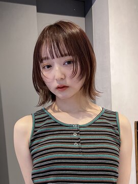 アンアミ シブヤ(Un ami shibuya) 【Un ami】フェイスレイヤー/顔周りレイヤー/ウルフボブ