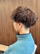 ビスポーク(BESPOKE)&nbsp;波巻きパーマツーブロックマッシュハイライトツイストスパイラル