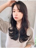 立ち上げ斜めバングくびれ韓国風レイヤーロング