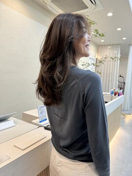 フェメ 立川(PHEME) 【大人レイヤーカット×カラー】