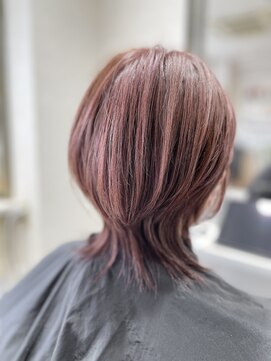 ヴィフ ヘアアンドデザイン(Vif hair&design) 脱白髪染めのピンクベージュ×ハイレイヤーウルフ