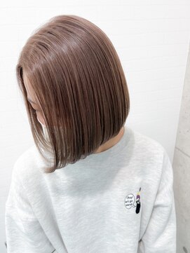 リティアンドビューティースタジオモッズシブヤ(LITTY&beauty studio M.O.D shibuya) ミルクティーベージュ 顎下ボブ 美髪