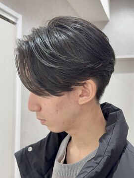 メレ 仙台(Mele) センターパート/ニュアンスパーマ/アッシュブラックメンズカット