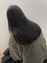 スペシウムバイアンバースデー(spacium by UNBIRTHDAY) 艶々オリーブグレージュ /ヤノ ミユウ