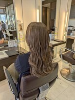 ブルーテーフ(Bleu Terre)&nbsp;白髪ぼかしハイライトグレージュ編