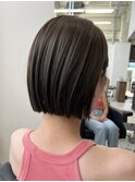 栄黒髪垢抜け切りっぱなしボブ　オリーブグレージュ　
