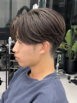 ゴート(GOATO) ニュアンスパーマ 毛流れ センターパート 鹿児島メンズ