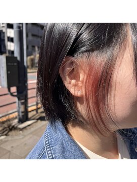 リビー(LIBEY) イヤリングカラー×ショートボブ