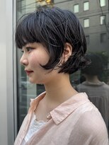 カフ(CAF) CAF 照下 ダークブルー ショート ボブ パーマ