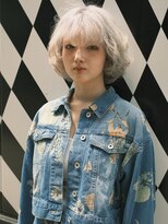 ピークアブー 原宿ハラカド(PEEK-A-BOO) くせ毛多毛ショートボブハイトーンホワイト夏