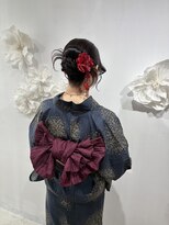 ブルームス アンジュ(Blooms Unge) 縦リボンヘア