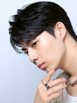 ルーシー 名古屋栄(LUCEY) センターパートニュアンスパーマフェザーパーマ波巻きパーマ