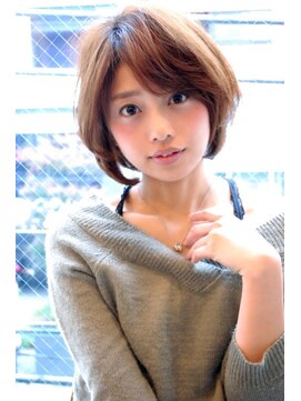 レウナ 外苑前(Reuna) 毛先カールで簡単スタイリングボブ【外苑前・青山・表参道】