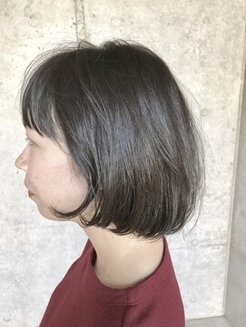 リッカ(ricca) ダークグレージュボブ