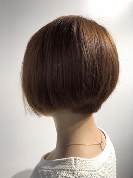 リー 東三国(Lee) マッシュルームショート×マリーゴールドベージュ