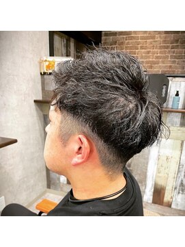 アッドヘアー(Add hair) 【短髪アップバング】ネープレス×2ブロック×スパイラルパーマ