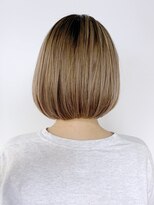 アイティー バイ アルバム 浦和店(IT by ALBUM) バレイヤージュボブ_外ハネボブセクションカラー_ba361952