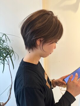 ハルキミナト ジャパン トウキョウ(HARUKI MINATO japan TOKYO) 20代30代40代50代ショートカット耳かけショート前髪なしショート