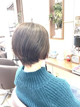 コア フィール ア デイ(COIFFURE A DAY) 【M3Dピコカラー】【見附今町M3D】