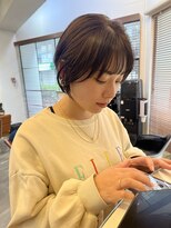 ロイド(Royd.)&nbsp;顔まわりに合わせたショートボブ　新宿御苑前