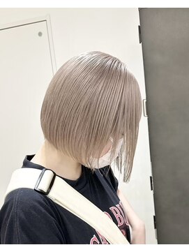 ヲタク(wotaku.) ハイトーンボブミルクティーベージュカラーホワイトベージュ
