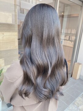 ブルーム ヘア デザイン ドゥーエ(bloom hair design due) ティラミスラテ|髪質改善×塚口の美髪トリートメント