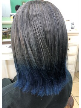 シャルティア 岩国(SHALLTIA) シルバー/ネイビー/ハイトーン/エンドカラー/個性的/派手髪