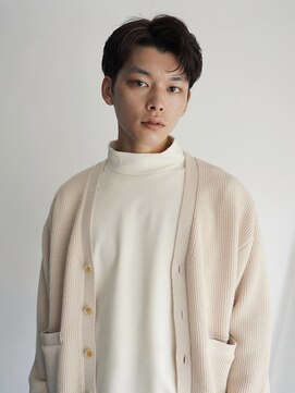 シーカ(siika) センターパート/ガイルヘア/メンズショート