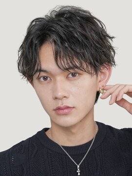 RETOUCH by fifth 大阪梅田 Men's salon 【4月13日NEW OPEN(予定)】 大阪梅田ツイストスパイラルパーマツイスパセンターパートゆるめ