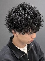 ノイセルヘアー(Noisyle Men's hair) リバースセンターパート/ニュアンスパーマ/ダウンバング/MEN'S