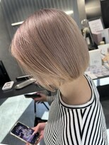 シェリール(CHERiR)&nbsp;透明感ホワイトベージュ◎ブリーチなしOK大人可愛い×ミニボブ