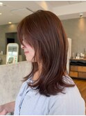 夏のベージュピンク