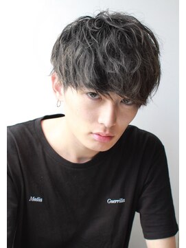 シン(syn) セミウエットマット イメチェン 刈り上げグランジ刈り上げ