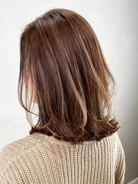 アイティー バイ アルバム 浦和店(IT by ALBUM) ミディアムレイヤー_チェリーブラウンフェミニンロング_ba286272