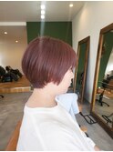 ショートボブ×ラベンダーベージュ