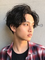 ラヴィズムバイフィフス(LUVISM by fifth) センターパートツイストスパイラルパーマ刈り上げメンズパーマ