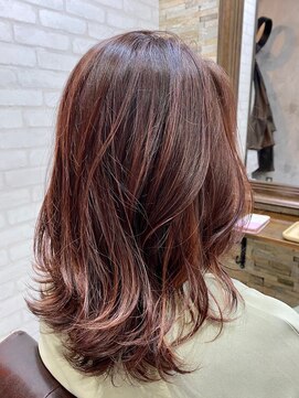 アトリエナガノ(atelier nagano) ニュアンスカラー/センターパート/ツヤ髪スタイル/ブルージュ