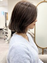 アイコニックナゴヤ(AIconic nagoya)&nbsp;フェイスレイヤー/ミニボブ/グレージュ