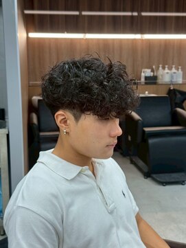 リッチブランドアンドコー(Rich Brand&Co) ショートハーパー メンズパーマ バーバー スペインカール