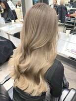 サンク 原宿 表参道(cinq) 表参道ミルクティー顔まわりレイヤーカットベージュケアブリーチ