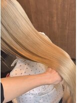 アース 郡山コスモス通り店(HAIR&MAKE EARTH)&nbsp;ホワイトブロンド×ストレート