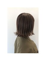 スタイル 成城学園前(STYLE) 簡単スタイリング 切りっぱなし ハイライトボブ 外ハネボブ