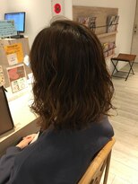 ヘアー アーキ(HAIR ARCHI) デジタルパーマでコテ巻き風　フレアーロブ