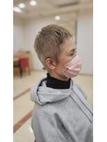 e.m.a プレミアムビューティーサロン 栄駅店(e.m.a PREMIUM BEAUTY SALON)&nbsp;ブリーチオンカラーベリーショート