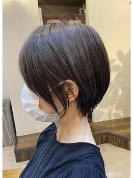チリンバイロストシティー(Chillin by LOSTCITY) ショートボブインナーカラー髪質改善